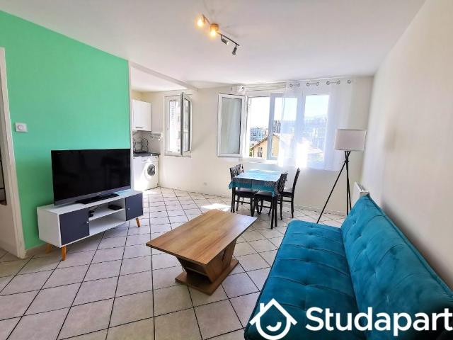 Chambre dans une colocation de 10m2