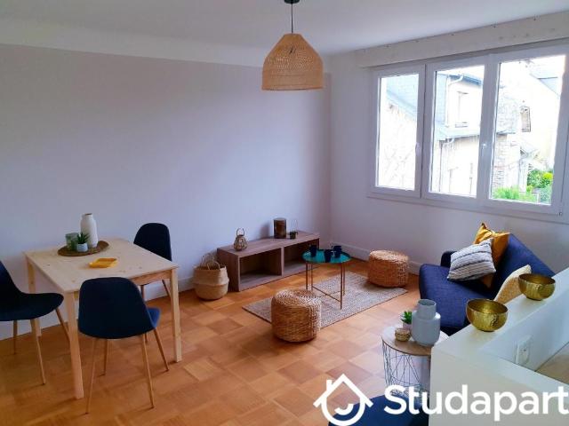 Chambre dans une colocation de 10m2
