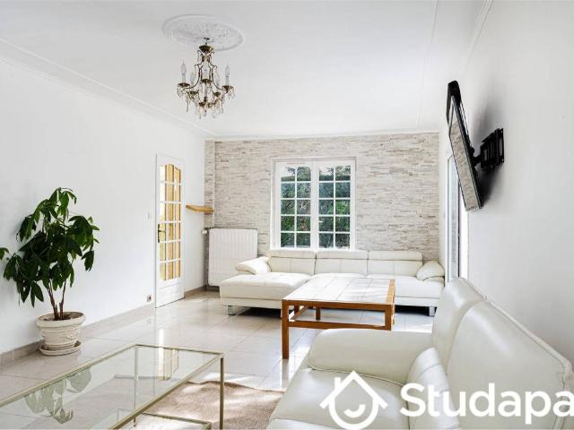 Chambre dans une colocation de 10m2