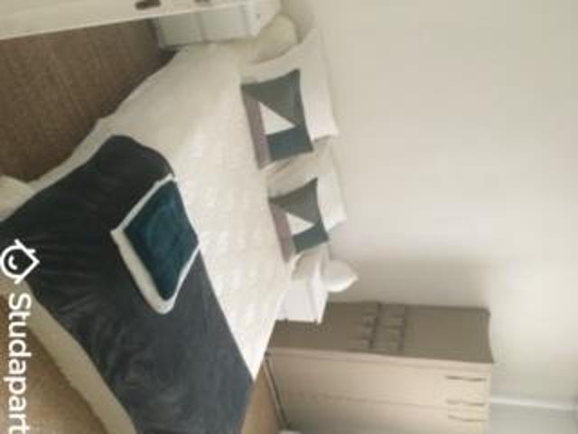 Chambre dans une colocation de 10m2