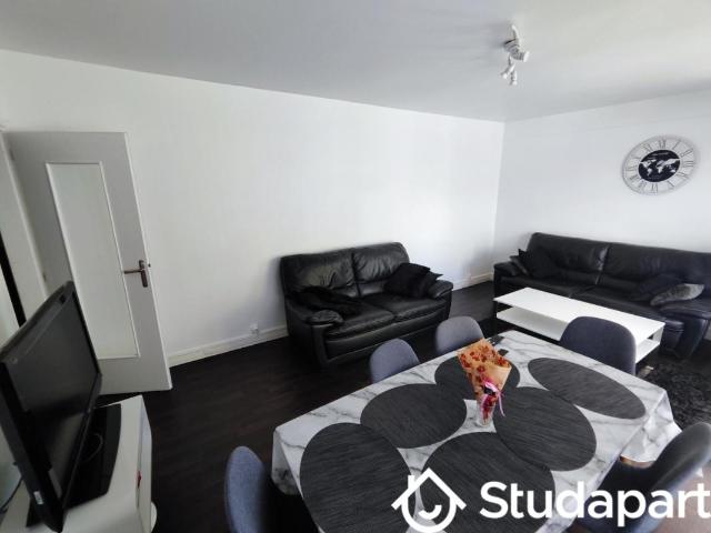 Chambre dans une colocation de 10m2
