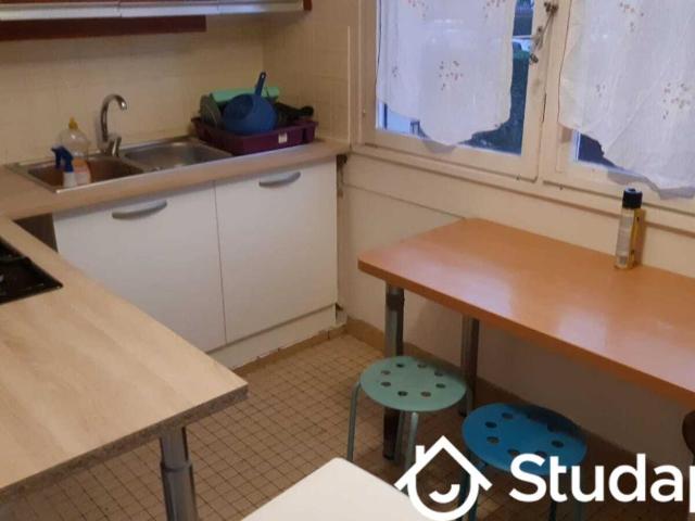 Chambre dans une colocation de 10m2