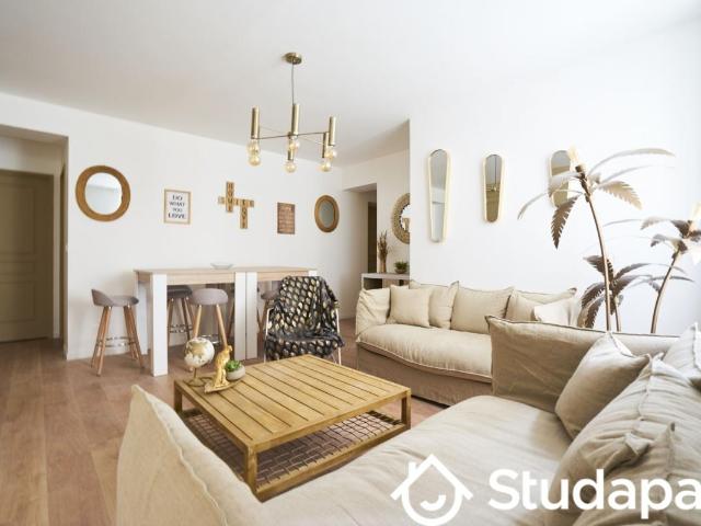 Chambre dans une colocation de 10m2