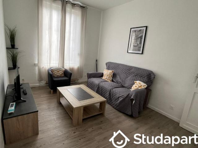 Chambre dans une colocation de 10m2