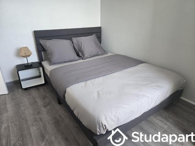 Chambre dans une colocation de 10m2