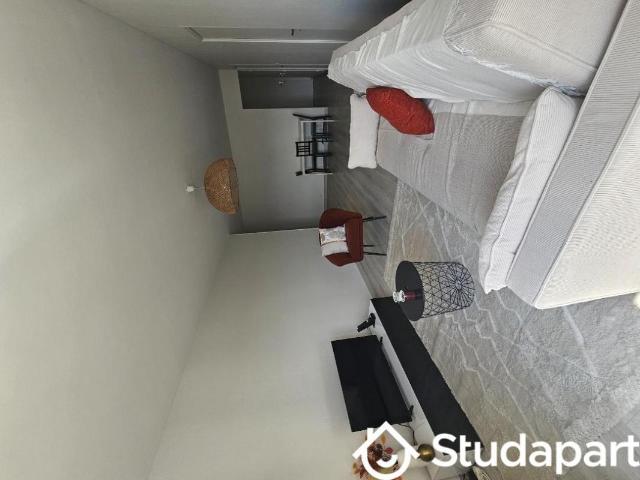 Chambre dans une colocation de 10m2