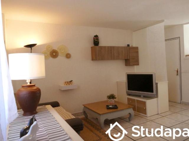 Chambre dans une colocation de 10m2