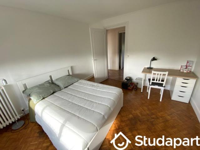 Chambre dans une colocation de 10m2