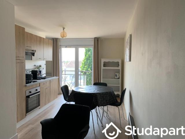 Chambre dans une colocation de 10m2