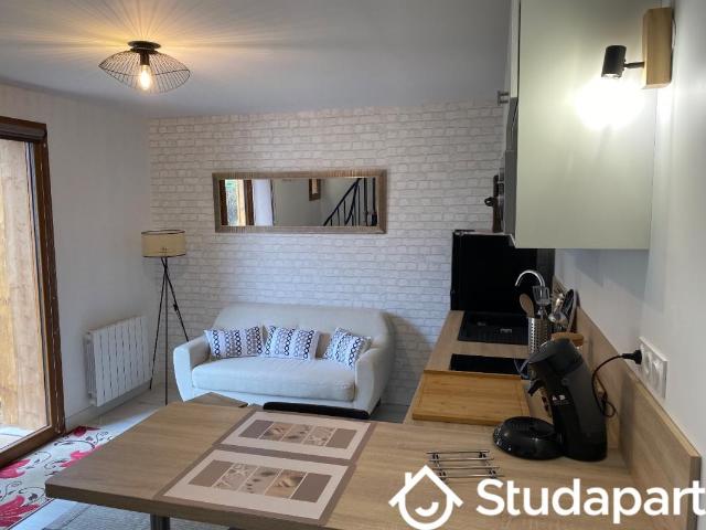 Chambre dans une colocation de 10m2
