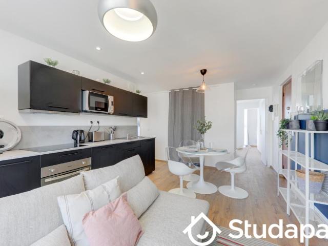 Chambre dans une colocation de 10m2