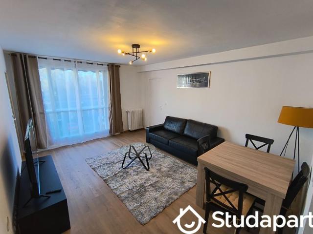 Chambre dans une colocation de 10m2