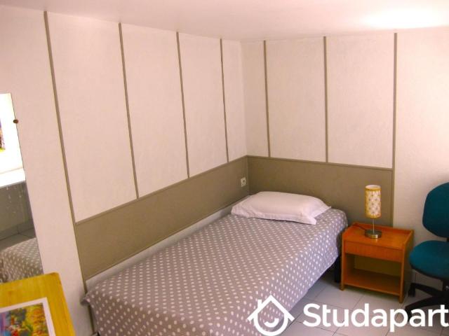 Chambre dans une colocation de 10m2