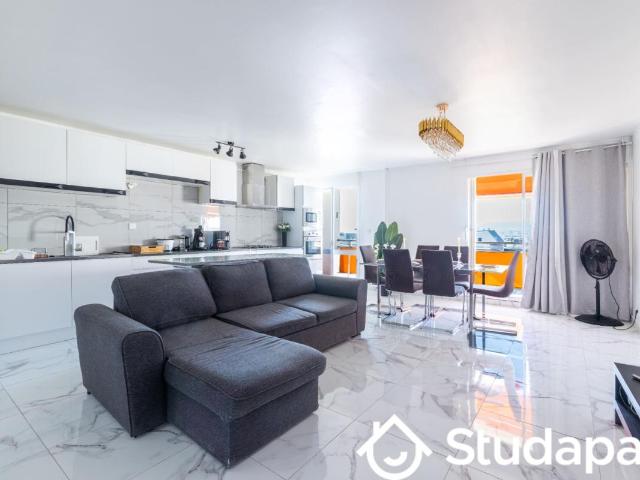 Chambre dans une colocation de 10m2