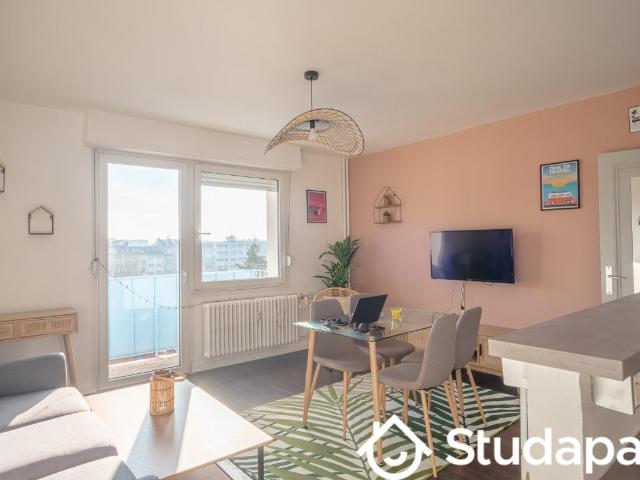 Chambre dans une colocation de 10m2