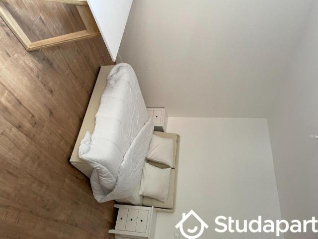 Chambre dans une colocation de 10m2