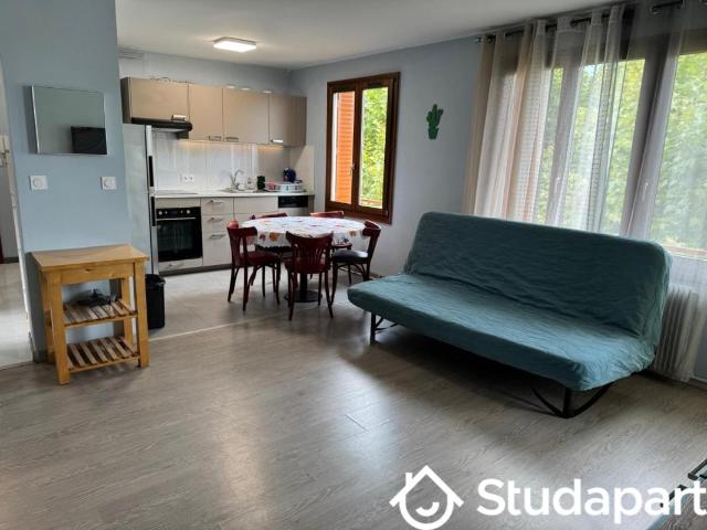 Chambre dans une colocation de 10m2