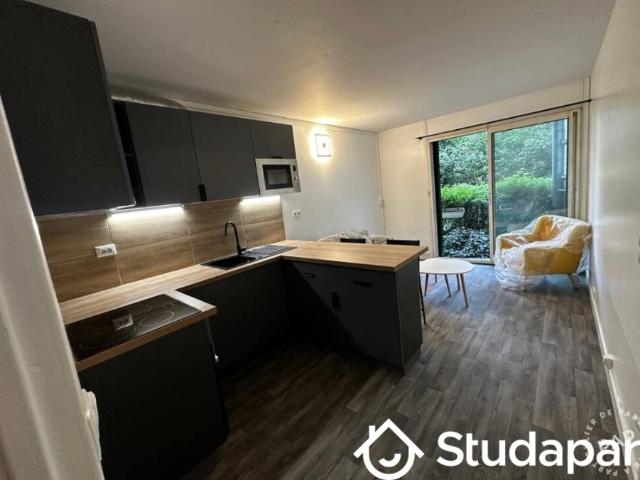 Chambre dans une colocation de 10m2
