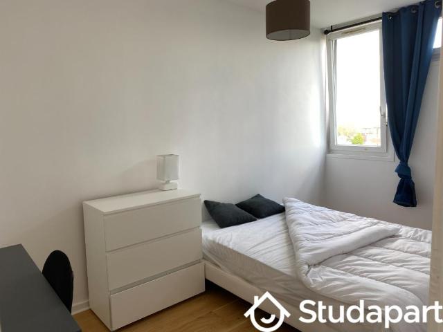 Chambre dans une colocation de 10m2