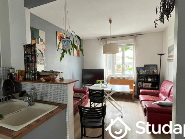 Chambre dans une colocation de 10m2