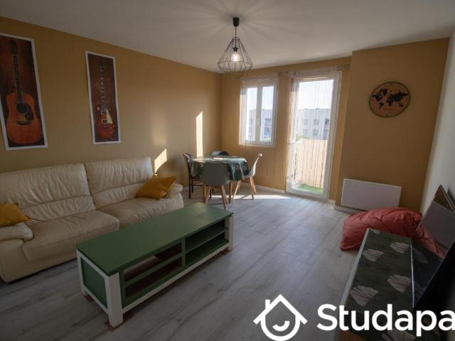 Chambre dans une colocation de 10m2