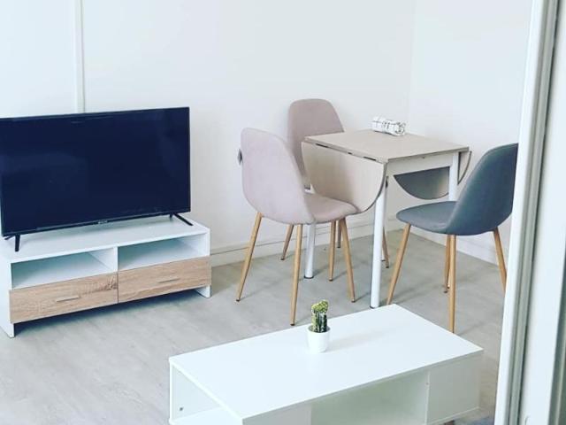 Chambre dans une colocation de 10m2