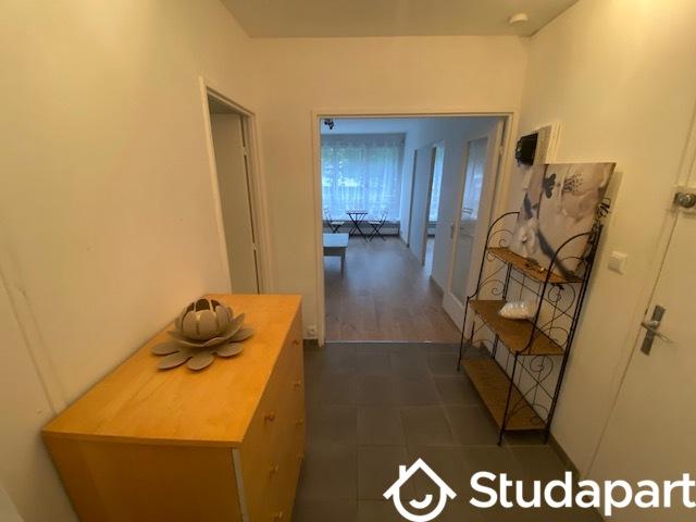 Chambre dans une colocation de 10m2
