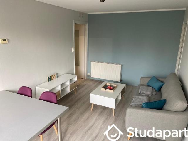 Chambre dans une colocation de 10m2