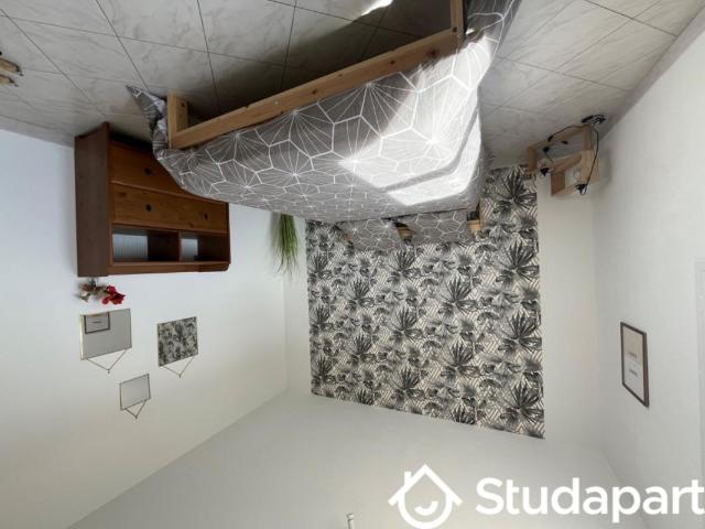 Chambre dans une colocation de 10m2
