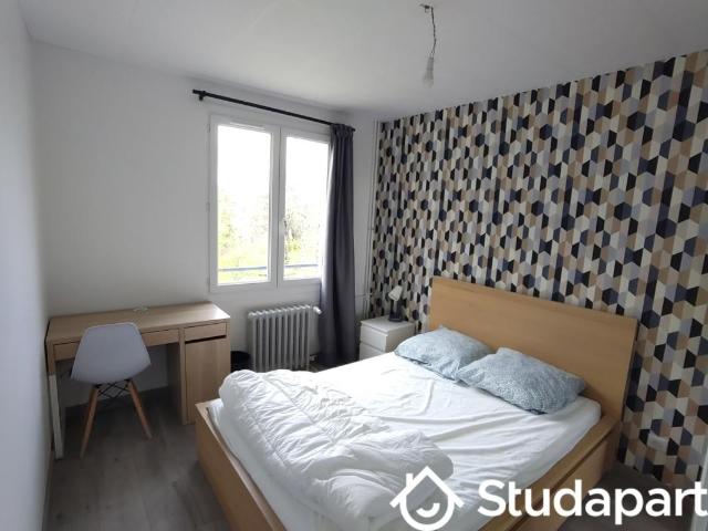 Chambre dans une colocation de 10m2