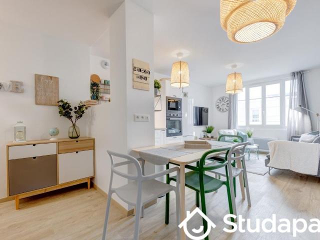 Chambre dans une colocation de 10m2