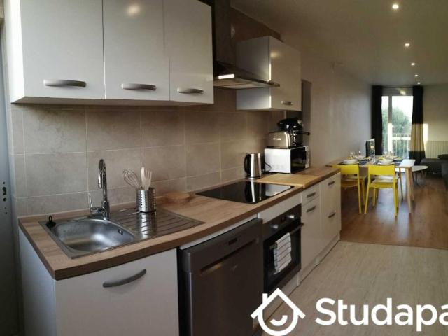 Chambre dans une colocation de 10m2