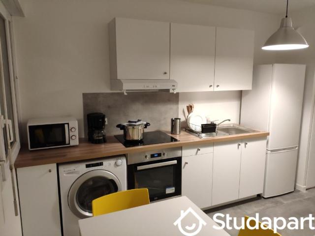 Chambre dans une colocation de 10m2