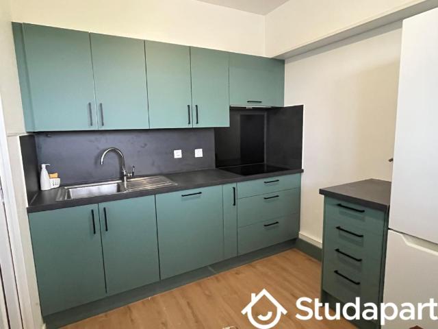 Chambre dans une colocation de 10m2