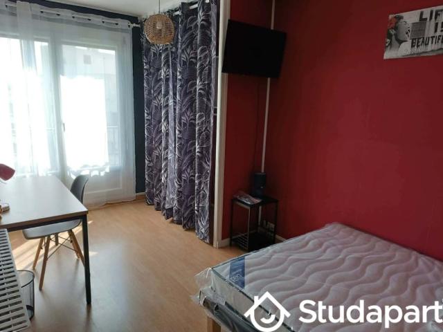 Chambre dans une colocation de 10m2