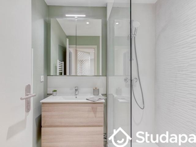 Chambre dans une colocation de 10m2