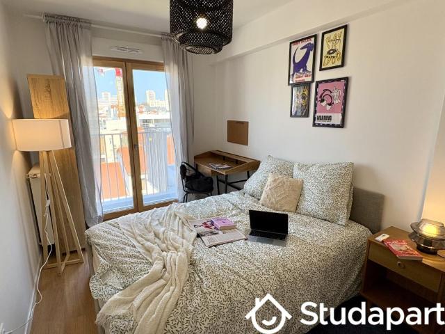 Chambre dans une colocation de 10m2