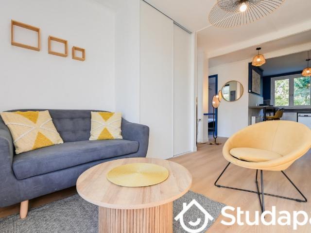 Chambre dans une colocation de 10m2