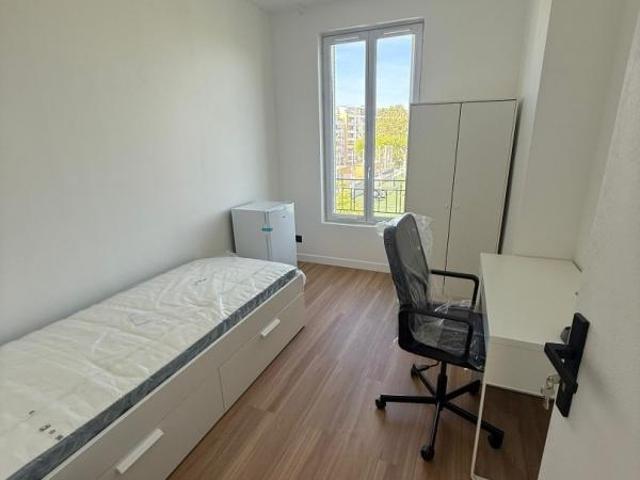 Chambre dans une colocation de 10m2