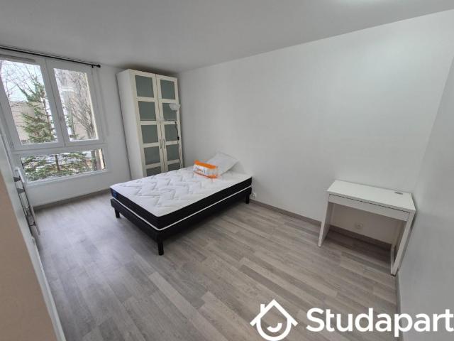 Chambre dans une colocation de 10m2