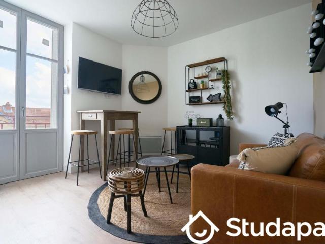 Chambre dans une colocation de 10m2
