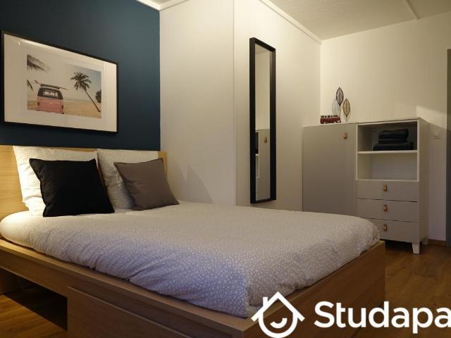 Chambre dans une colocation de 10m2