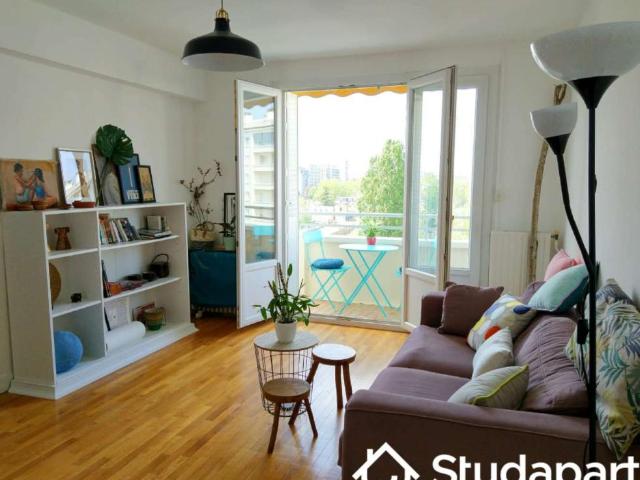 Chambre dans une colocation de 10m2