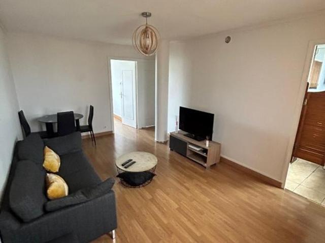 Chambre dans une colocation de 10m2