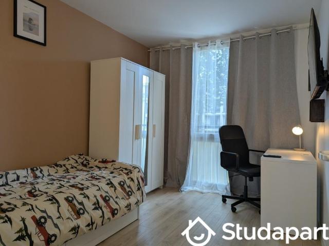 Chambre dans une colocation de 10m2