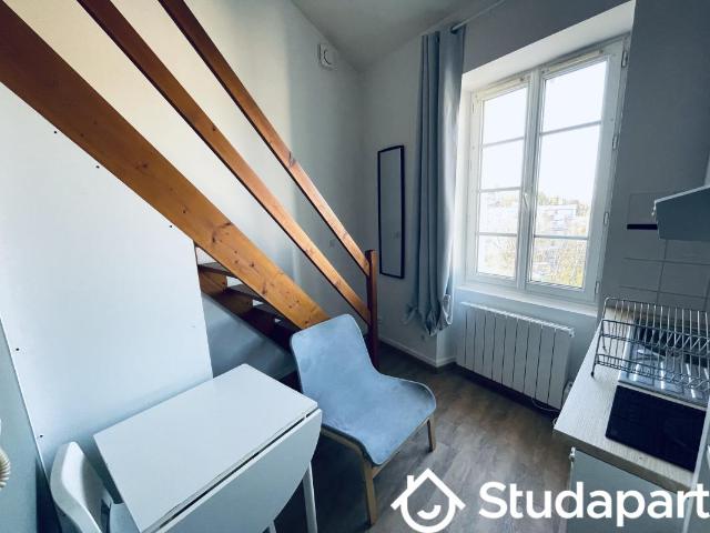 Chambre dans une colocation de 10m2
