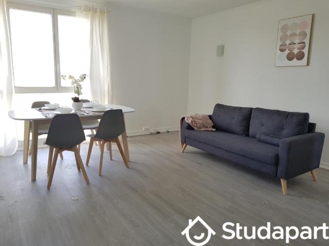 Chambre dans une colocation de 10m2