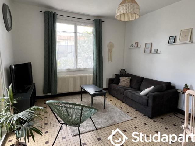 Chambre dans une colocation de 10m2