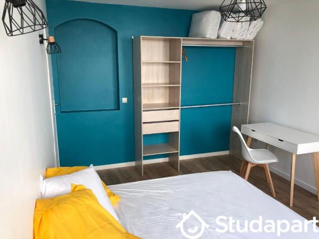 Chambre dans une colocation de 10m2