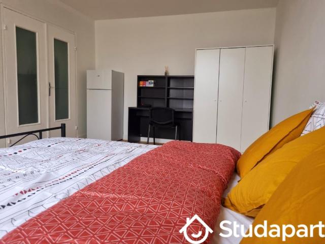Chambre dans une colocation de 10m2